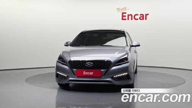 Hyundai LF Sonata гибрид Premium, 2016 3