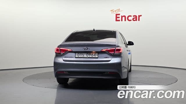 Hyundai LF Sonata гибрид Premium, 2016 4