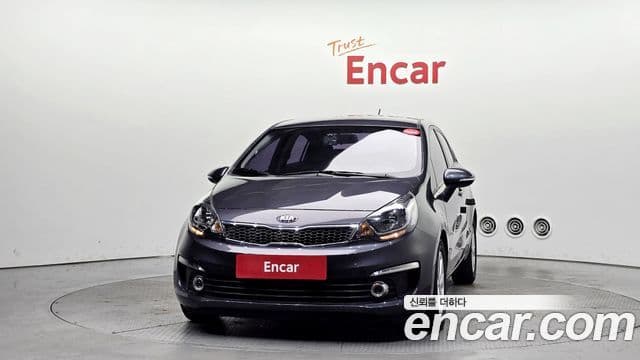 Kia The / новый New Pride Luxury, 2015 3