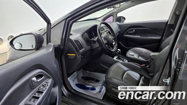 Kia The / новый New Pride Luxury, 2015 10