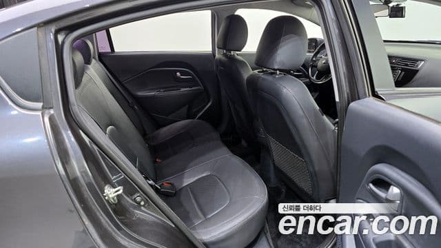 Kia The / новый New Pride Luxury, 2015 13