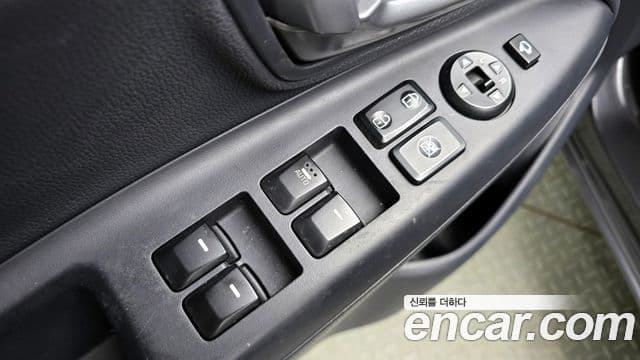 Kia The / новый New Pride Luxury, 2015 14