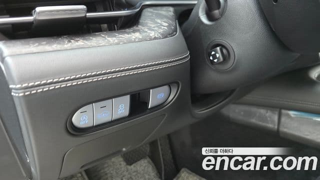 Genesis G90 (RS4) бензин 3.5 турбо e-S/C AWD LWB, 2023 14