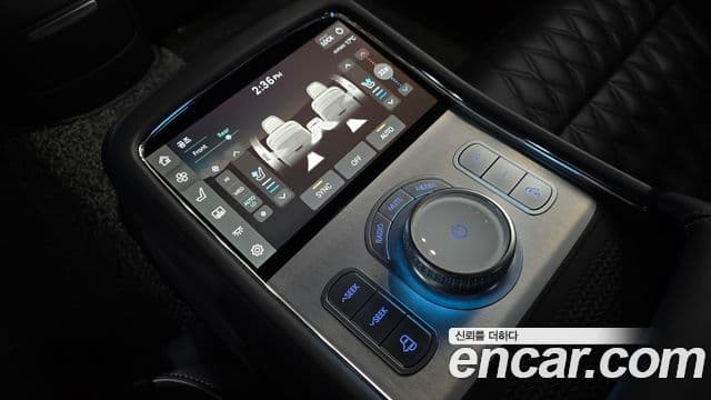 Genesis G90 (RS4) бензин 3.5 турбо e-S/C AWD LWB, 2023 18