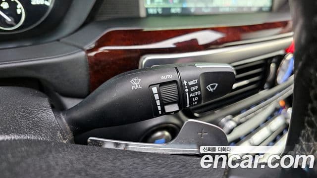 Genesis EQ900 Premium Luxury, 2016 17