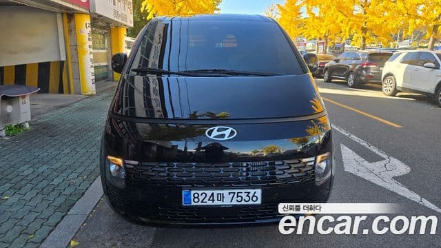 Hyundai Staria Modern, 2025 3