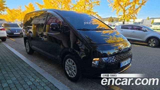 Hyundai Staria Modern, 2025 4