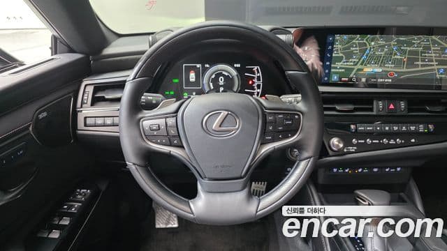 Lexus ES300h 7세대 Executive, 2026 13