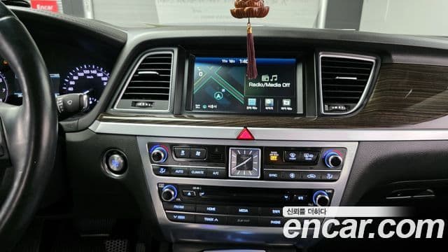 Genesis G80 Luxury, 2018 18