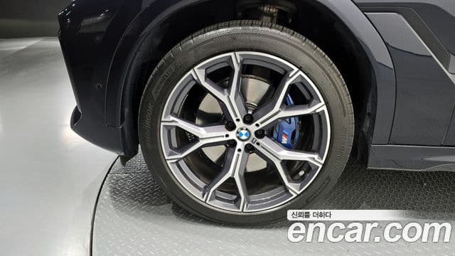 BMW X6 (G06) xDrive40i M Sport, 2022 все фото