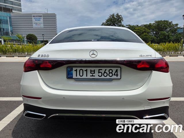 Mercedes-Benz E-класс W214 AMG Line, 2025 3