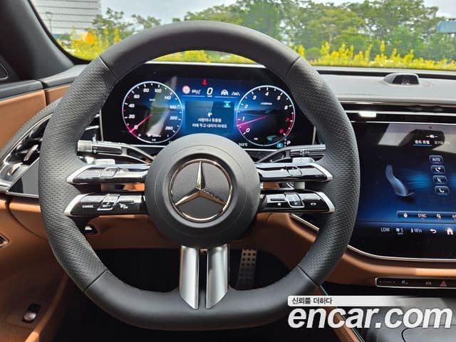 Mercedes-Benz E-класс W214 AMG Line, 2025 13