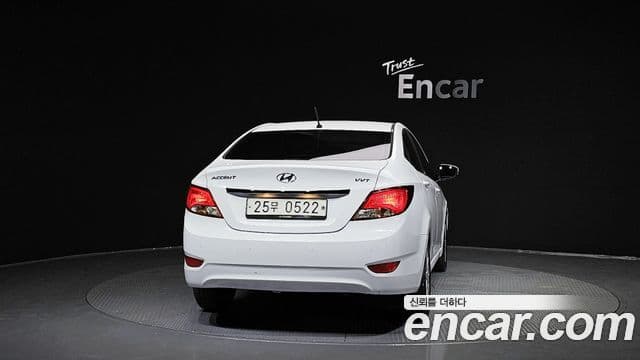 Hyundai Accent(новый кузов / новое поколение) Modern, 2016 4