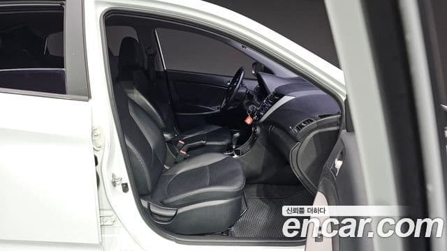 Hyundai Accent(новый кузов / новое поколение) Modern, 2016 12