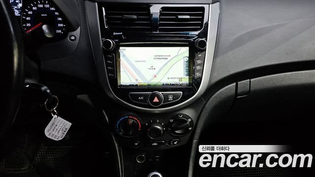 Hyundai Accent(новый кузов / новое поколение) Modern, 2016 17