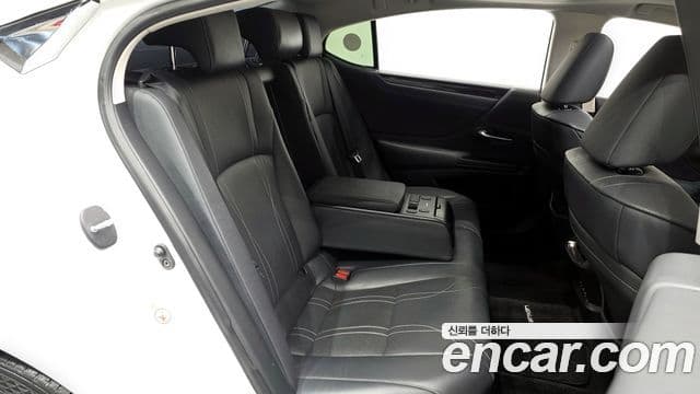 Lexus ES300h 7세대 Luxury Plus, 2020 12