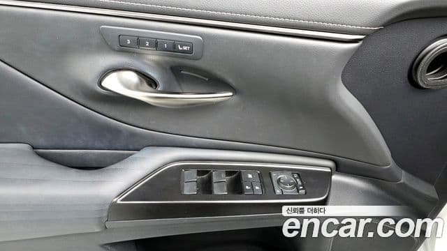 Lexus ES300h 7세대 Luxury Plus, 2020 18