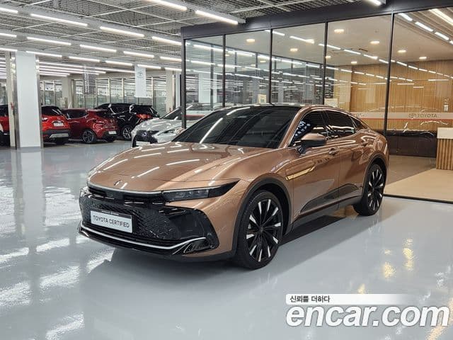 Toyota 크라운 кроссовер 2.4 4WD Dual Boost гибрид, 2023 1