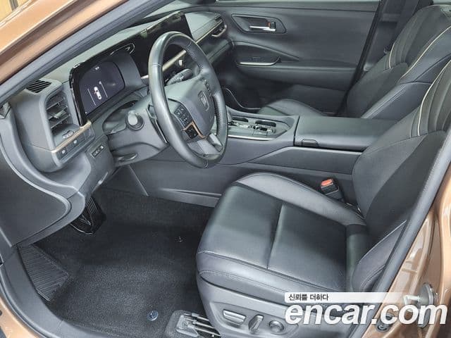 Toyota 크라운 кроссовер 2.4 4WD Dual Boost гибрид, 2023 10