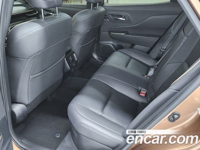 Toyota 크라운 кроссовер 2.4 4WD Dual Boost гибрид, 2023 11