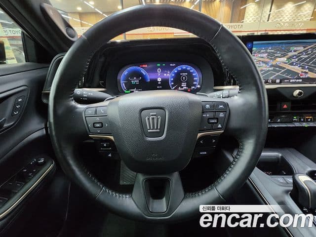 Toyota 크라운 кроссовер 2.4 4WD Dual Boost гибрид, 2023 13