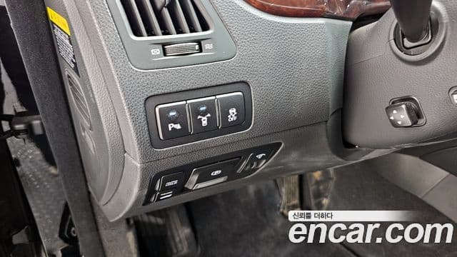 Hyundai Equus(новый кузов / новое поколение) Luxury, 2012 16