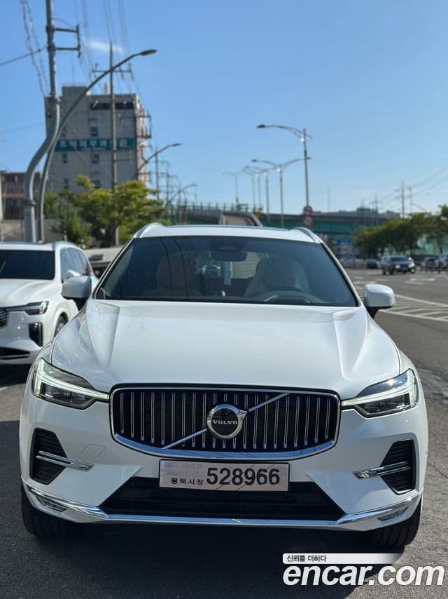 Volvo XC60 2세대 B6 Ultra Bright, 2025 3