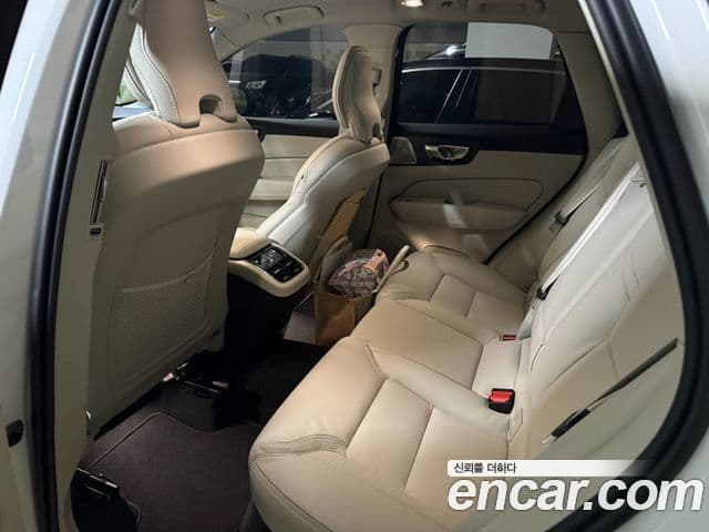 Volvo XC60 2세대 B5 Ultra Dark Air подвеска, 2026 15