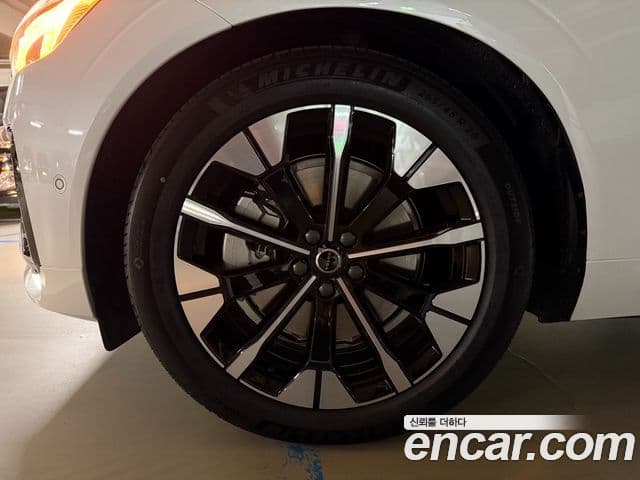 Volvo XC60 2세대 B5 Ultra Dark Air подвеска, 2026 20