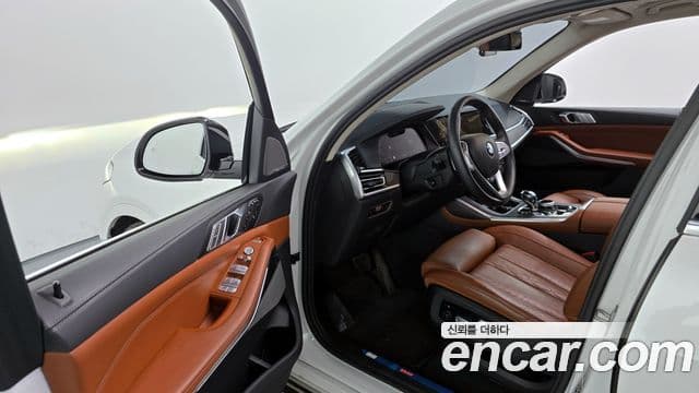 BMW X7 (G07) xDrive 40i Design Pure Excellence 6인승, 2022 10