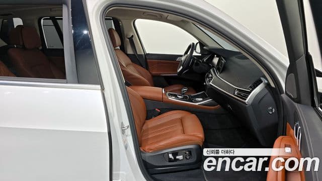 BMW X7 (G07) xDrive 40i Design Pure Excellence 6인승, 2022 11