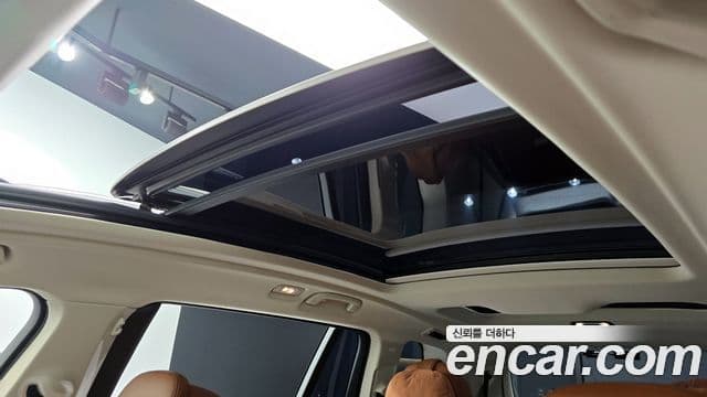 BMW X7 (G07) xDrive 40i Design Pure Excellence 6인승, 2022 18