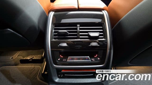 BMW X7 (G07) xDrive 40i Design Pure Excellence 6인승, 2022 19