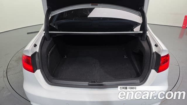 Audi New A4 B8, 2015 20