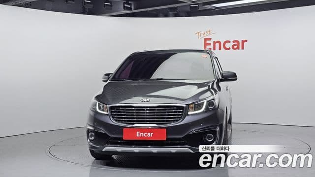 Kia All New Carnival Luxury, 2017 3