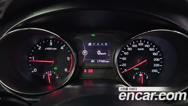 Kia All New Carnival Luxury, 2017 8