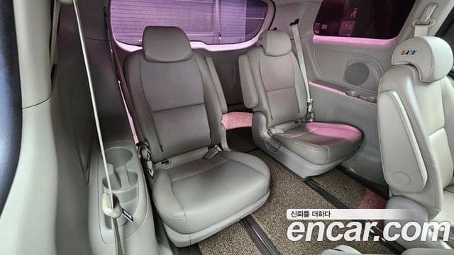 Kia All New Carnival Luxury, 2017 13