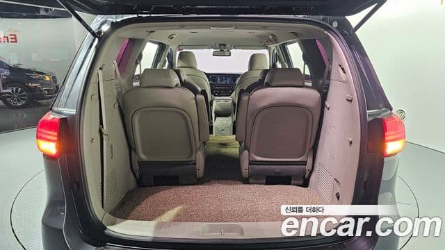 Kia All New Carnival Luxury, 2017 20