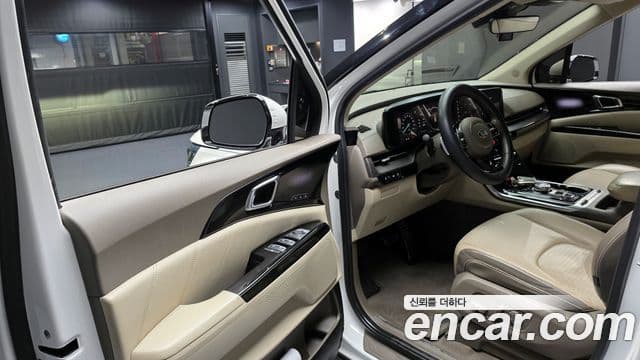 Kia Carnival 4세대 Signature, 2021 11