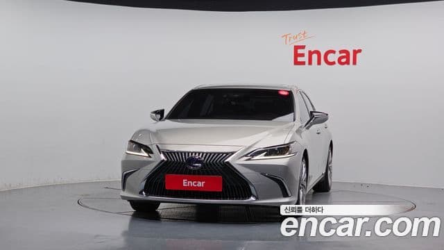 Lexus ES300h 7세대 Luxury Plus, 2019 3