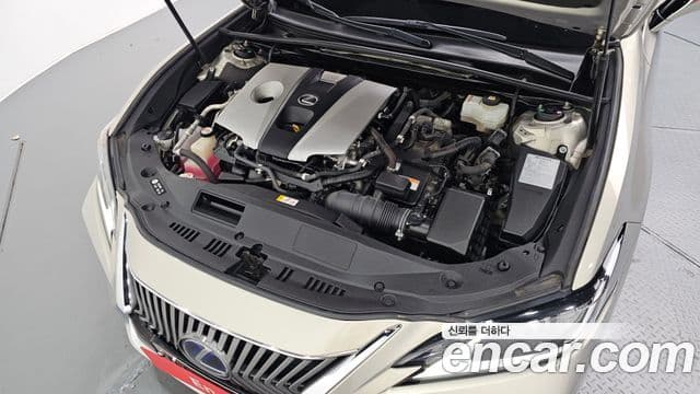 Lexus ES300h 7세대 Luxury Plus, 2019 6