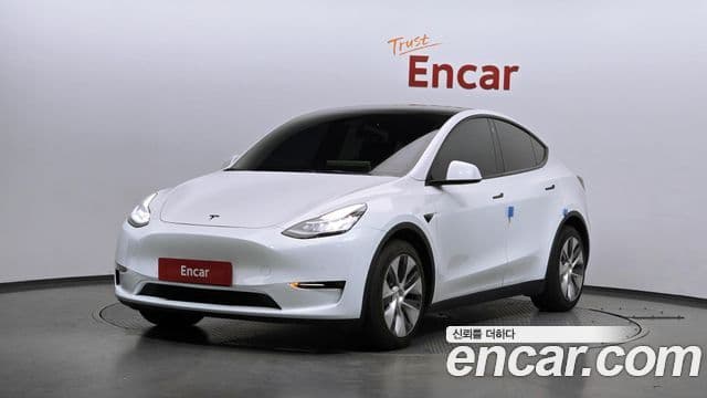 Tesla модель Y Long Range AWD, 2022 1