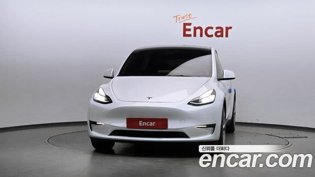 Tesla модель Y Long Range AWD, 2022 3