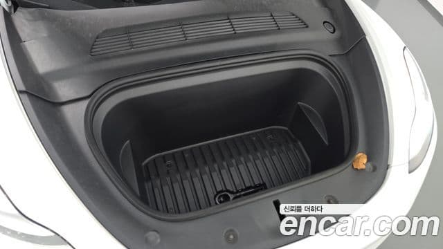 Tesla модель Y Long Range AWD, 2022 6