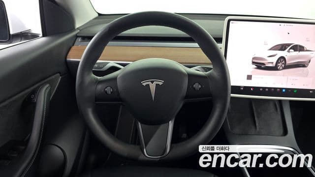 Tesla модель Y Long Range AWD, 2022 13