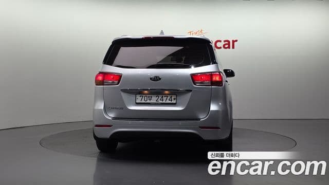 Kia All New Carnival Luxury, 2016 4