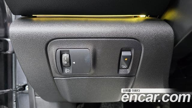 Renault Korea(Samsung) SM6 2.0 LPe LE (для людей с инвалидностью), 2019 13