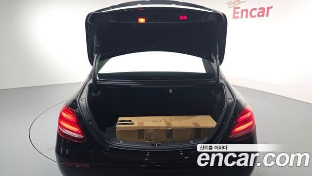 Mercedes-Benz E-класс W213 Avantgarde, 2020 20