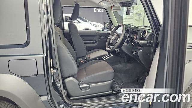 스즈키 짐니, 2023 10