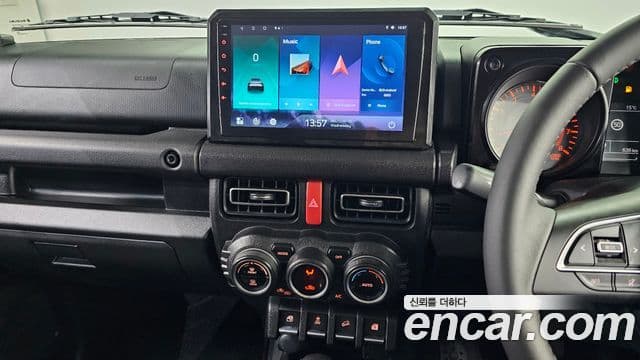 스즈키 짐니, 2023 14